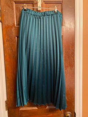Nine West Teal Pleated Midi Skirt